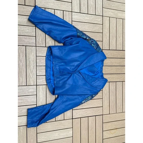 1990 bright blue with sequins and beads leather jacket - Picture 7 of 9